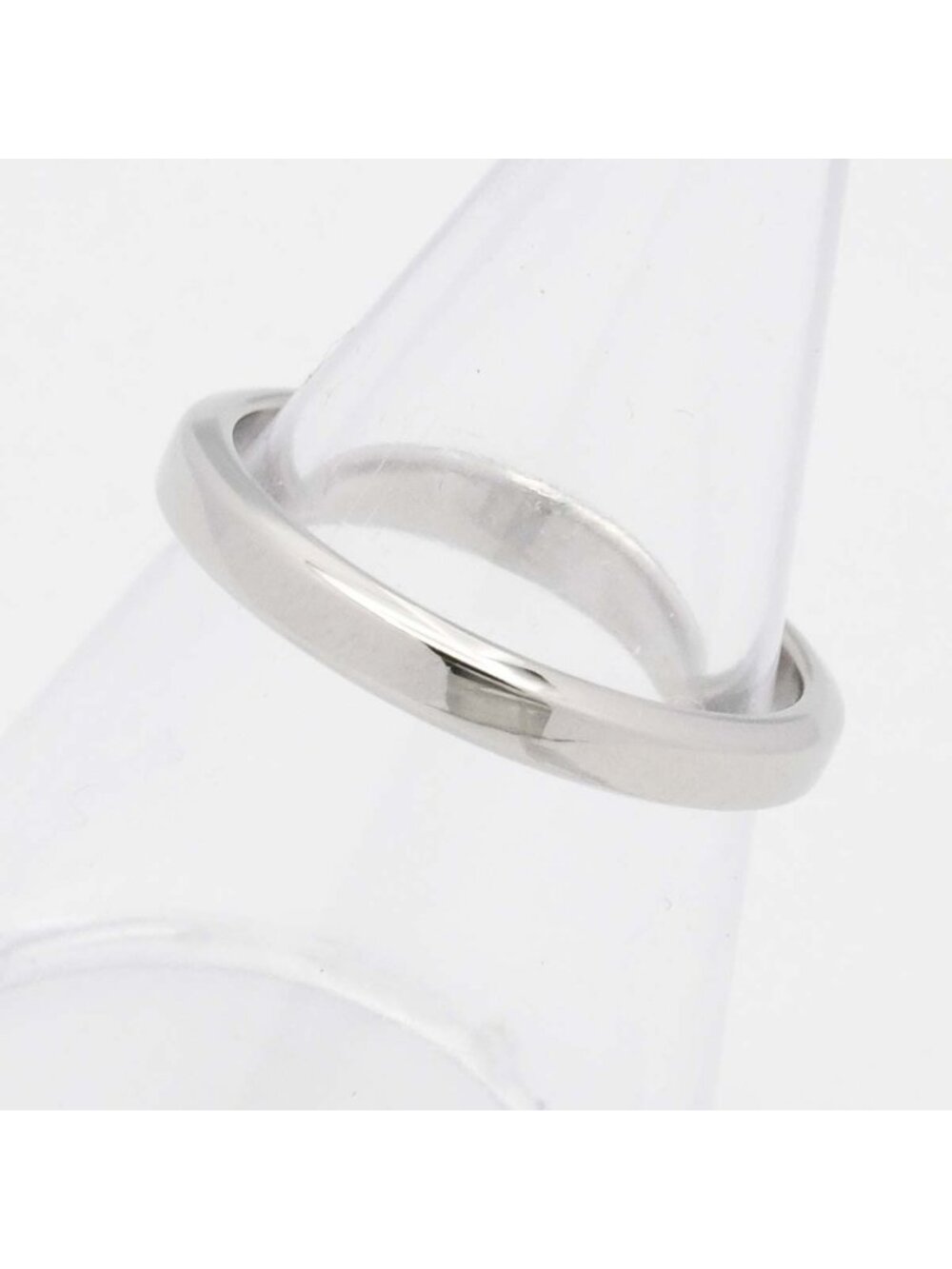 Van Cleef & Arpels Tendrement Marriage Ring